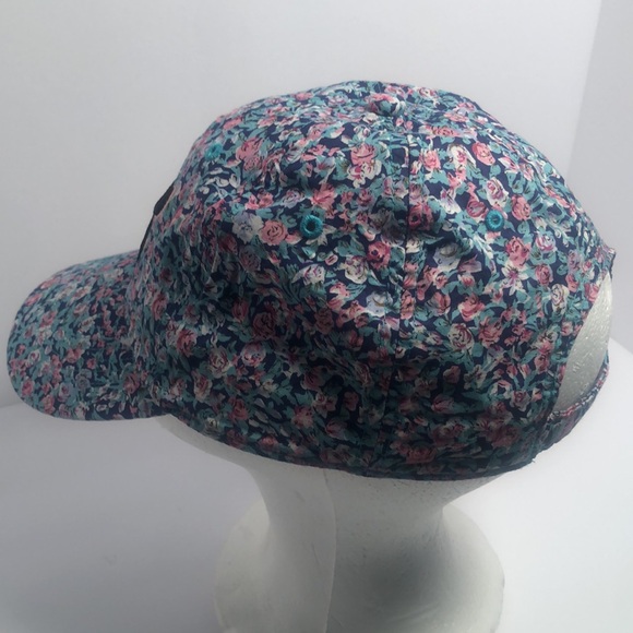 Woman’s summer floral LA dodgers dog cap - Picture 8 of 14